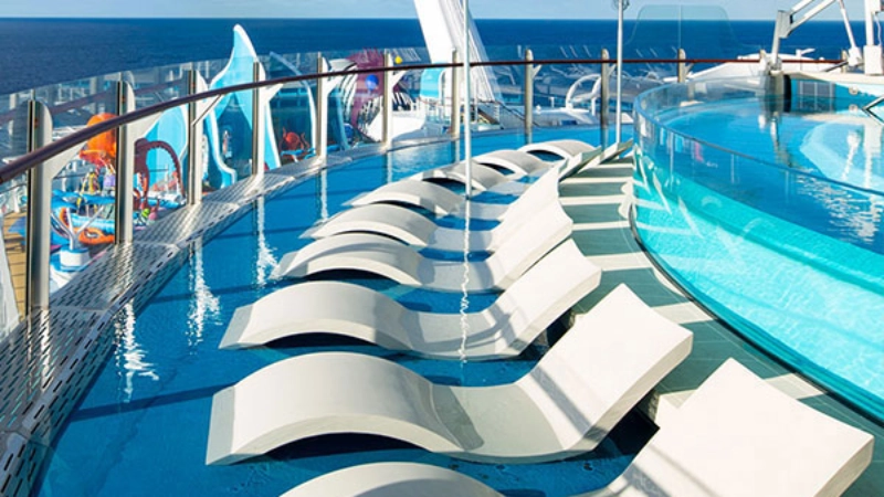 Pool boat