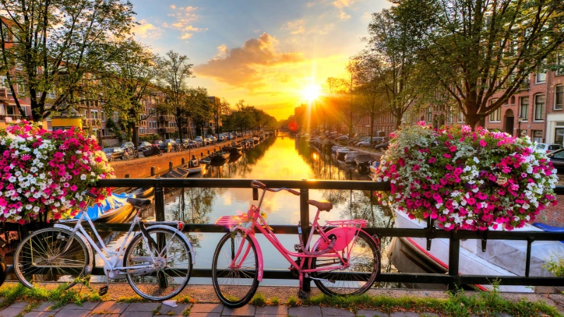 Amsterdam Bridge