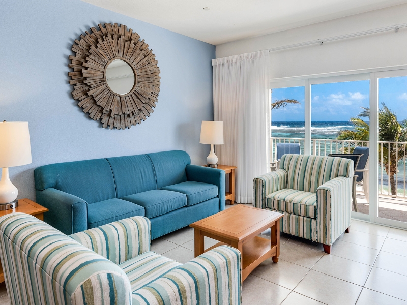 1 Bedroom Condo Living area