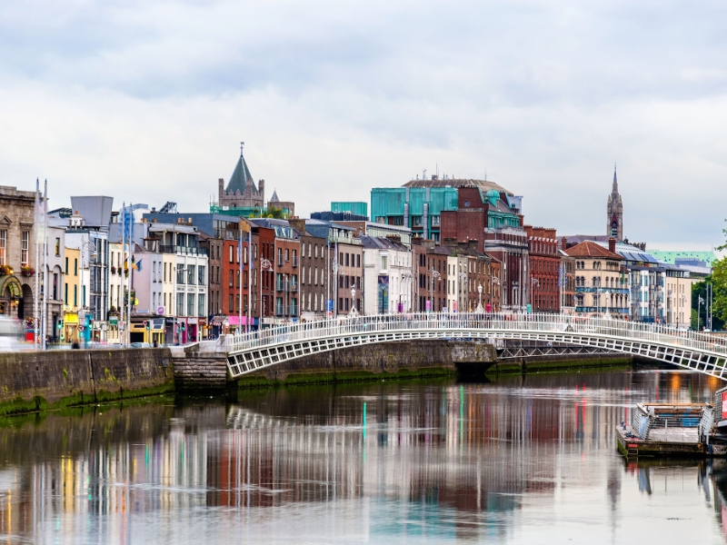 Hapenny Bridge Dublin