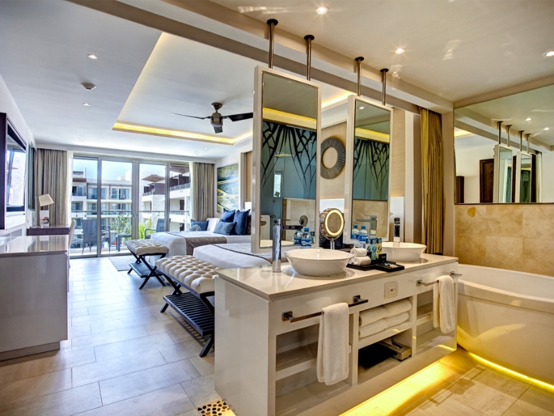 Luxury Junior Suite Ocean View