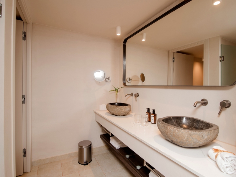 Bungalow Garden View Bathroom