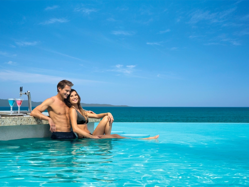 Manatees Swim up bar