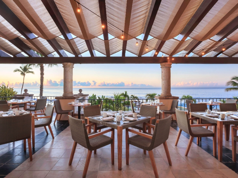 Restaurant Breakfast