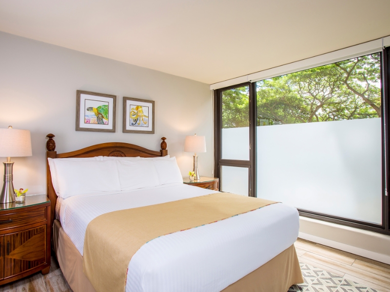 Two Bedroom Two Bath Oceanfront Premium Bedroom