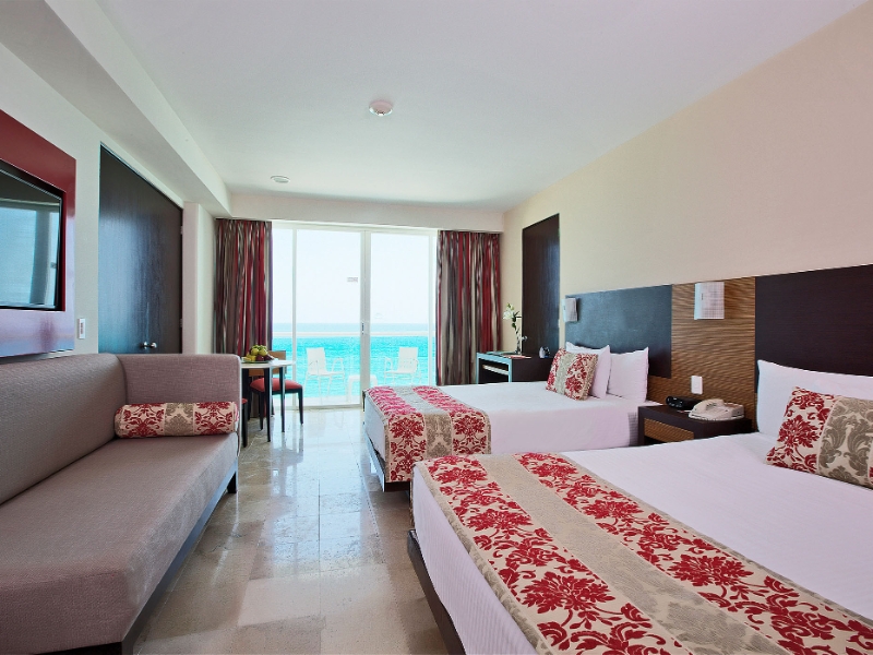 Room Krystal Club Room Double Beds