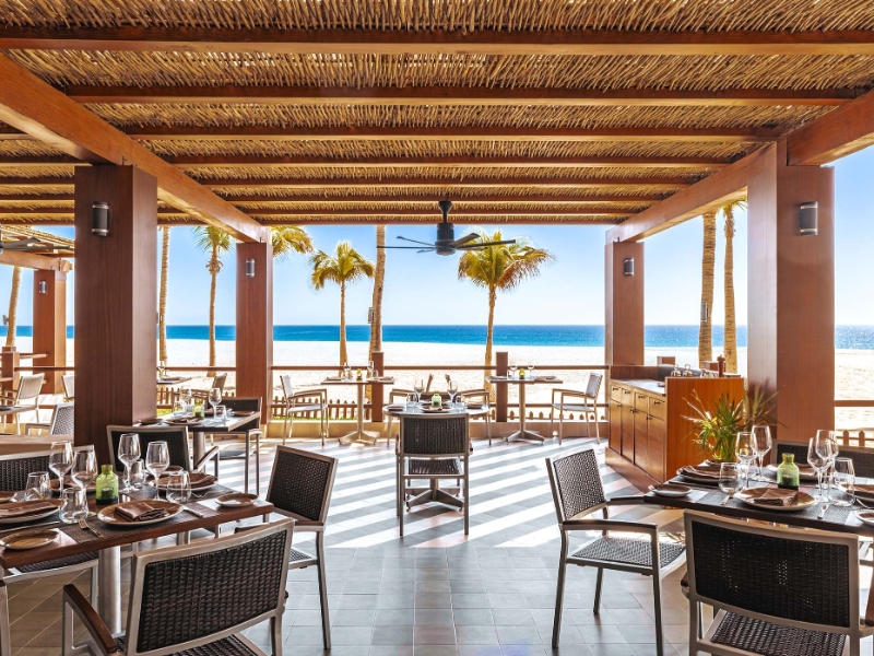 Farina E Olio Restaurant