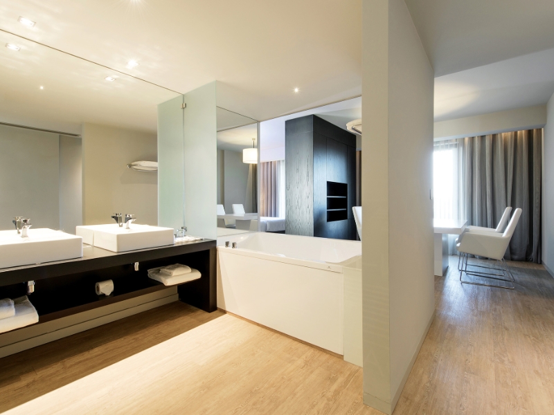 Presidential Suite Bathroom