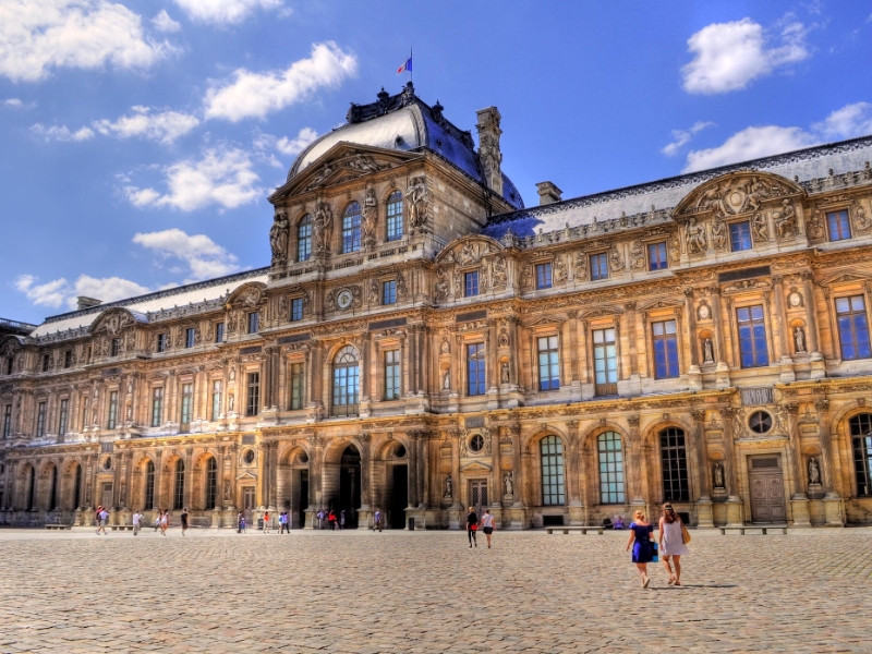 Louvre