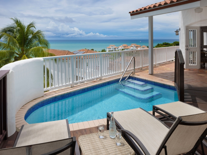 Hilltop Four Bedroom Villa Balcony Pool