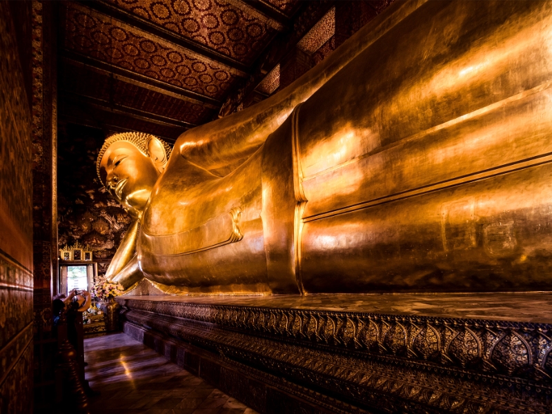Reclining Buddha Statue