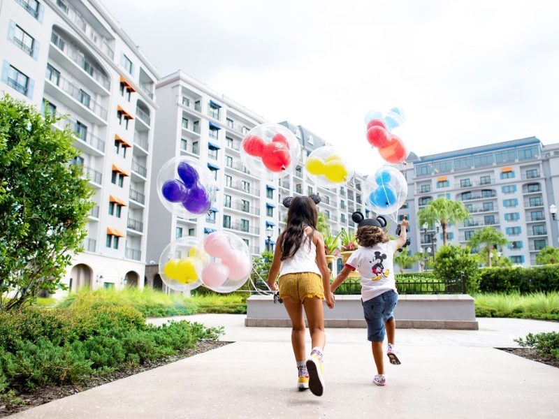 Guests with Balloons