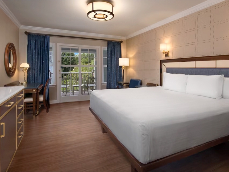 Standard View 1 King Bed