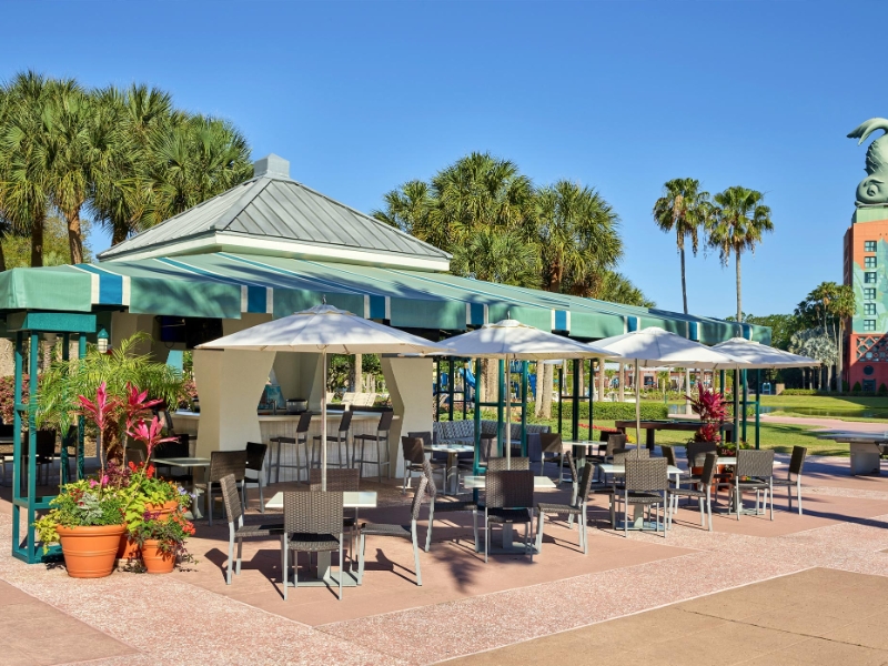 Splash Pool Bar & Grill