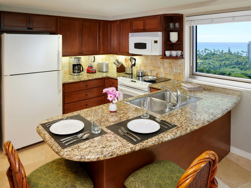 1 Bedroom Ocean View Suite Full Kitchen