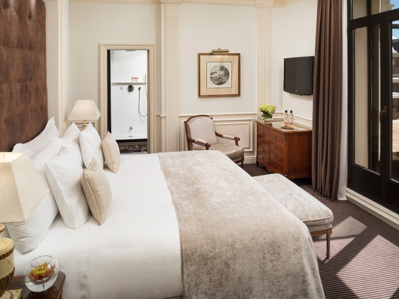 Presidential Suite Bedroom Red Level