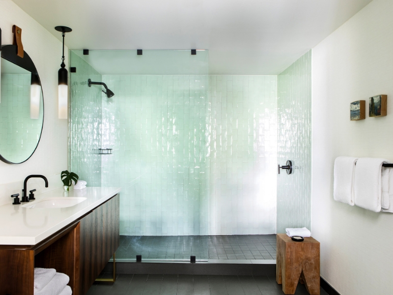 Grand Suite Bathroom