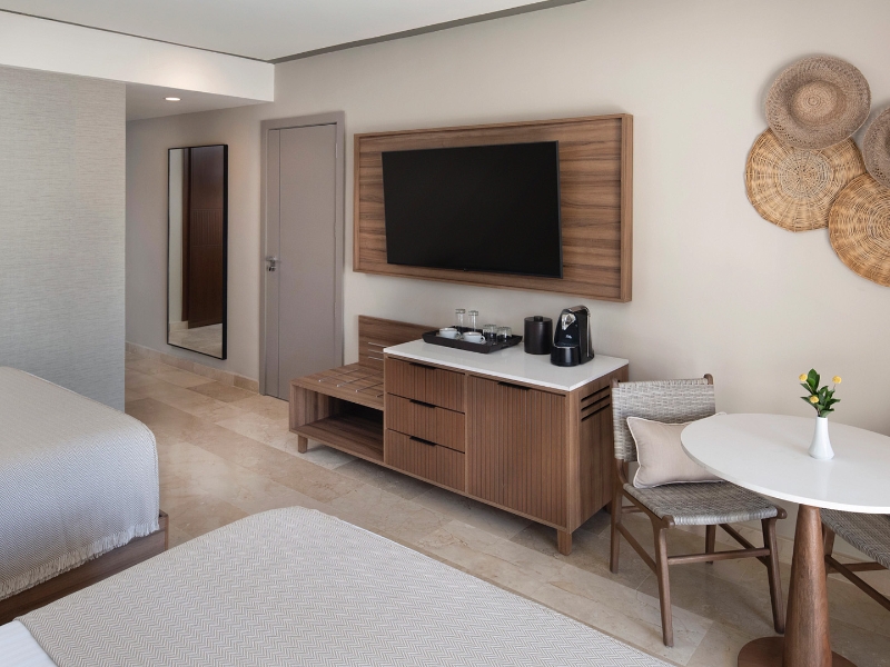 Deluxe Gardenview Double Queen