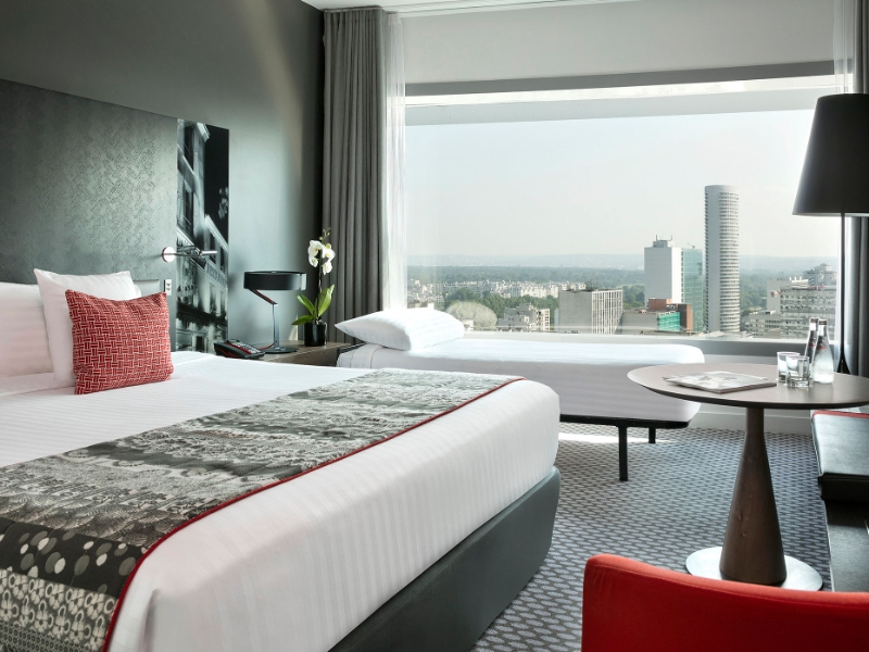 The Level Premium with Eiffel Tower View ExtraBed