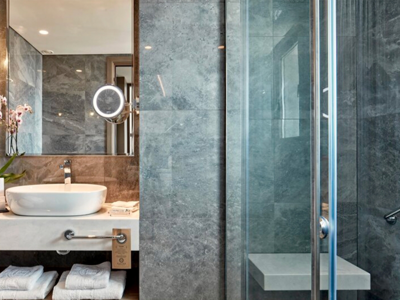 Deluxe Rooms with Balcony Acrolpolis View