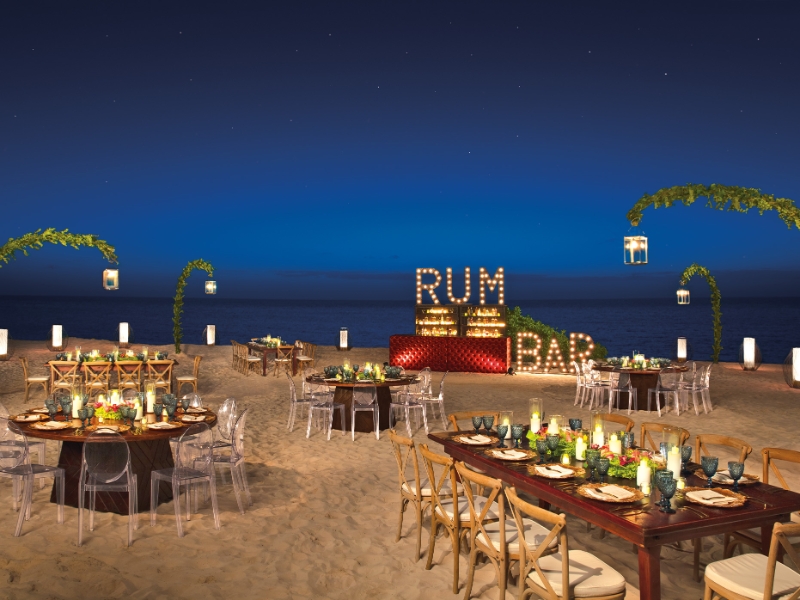 Energy Beach Secrets Gala Beach Dinner