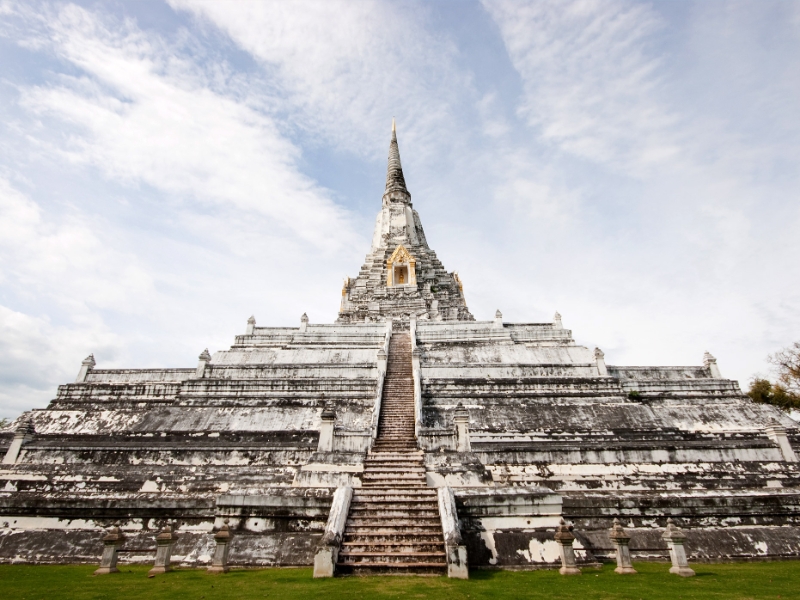 Buddhist Temple Chedi Phukhao Thong