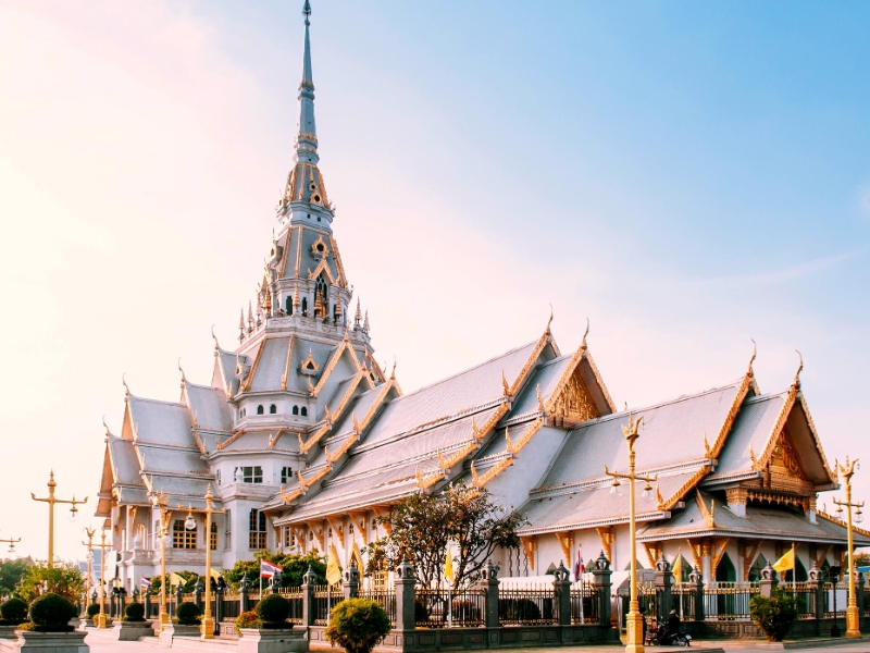 Wat Sothorn Temple