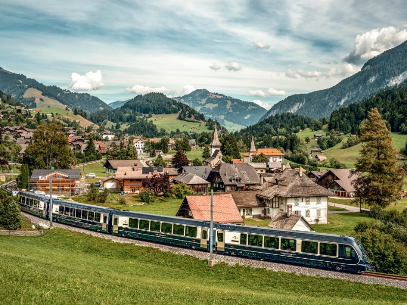 GoldenPass Express in Rougemont Vaud