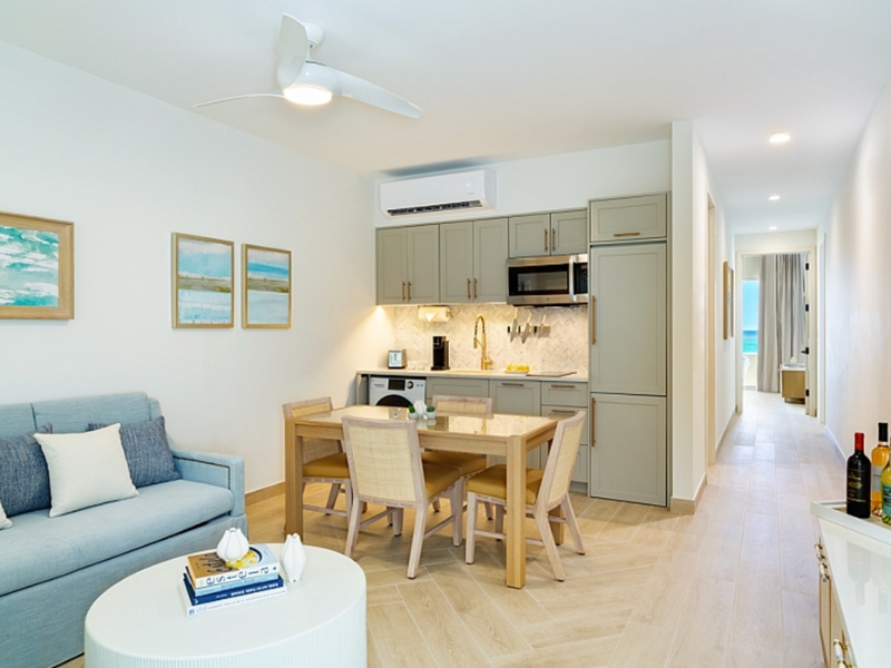 One Bedroom Beachfront Junior Suite