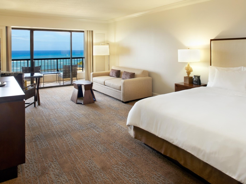 Alii Tower Room