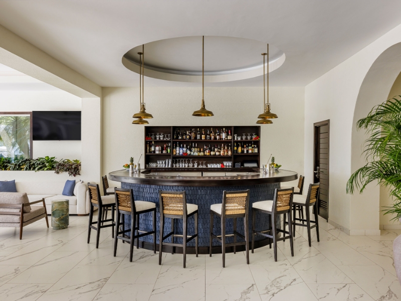 Rendezvous Lobby Bar