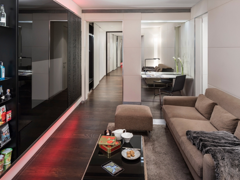 Chic Suite Living Room