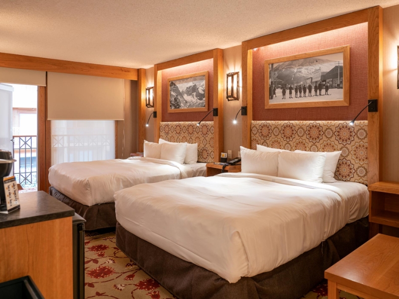 Standard Hotel Room 2 Queens