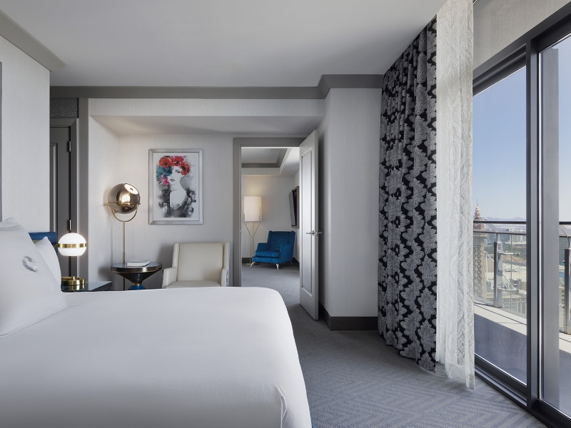 Wraparound Terrace Suite Bedroom