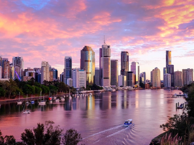 Queensland Explorer via Campervan