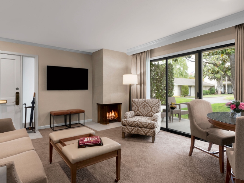 Mansion Estate Suite Living Room