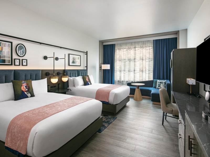 TwoQueen CapitalCity