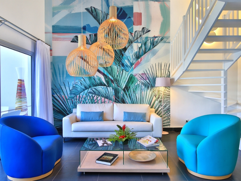 Suite Salon Donovane Tremor