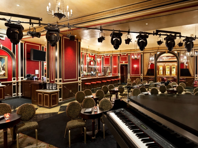 Napoleons Dueling Piano Lounge