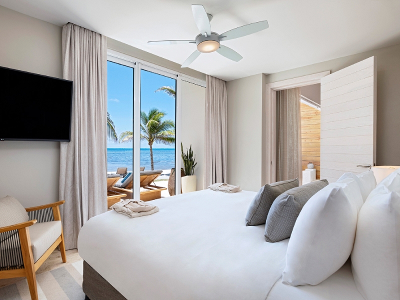 Beachfront 3 Bedroom Villa Master Bedroom
