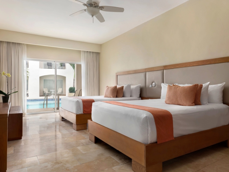 Sun Club Junior Suite Swim out