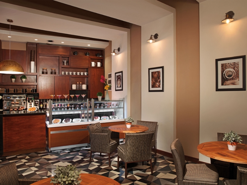 Coco Café–Premium Coffee Snacks