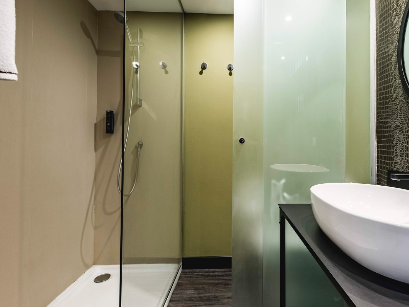 Double Superior Oceanview Bathroom