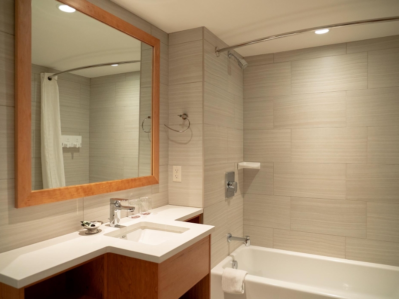 Mountain View King Suite