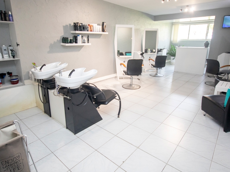 Salon