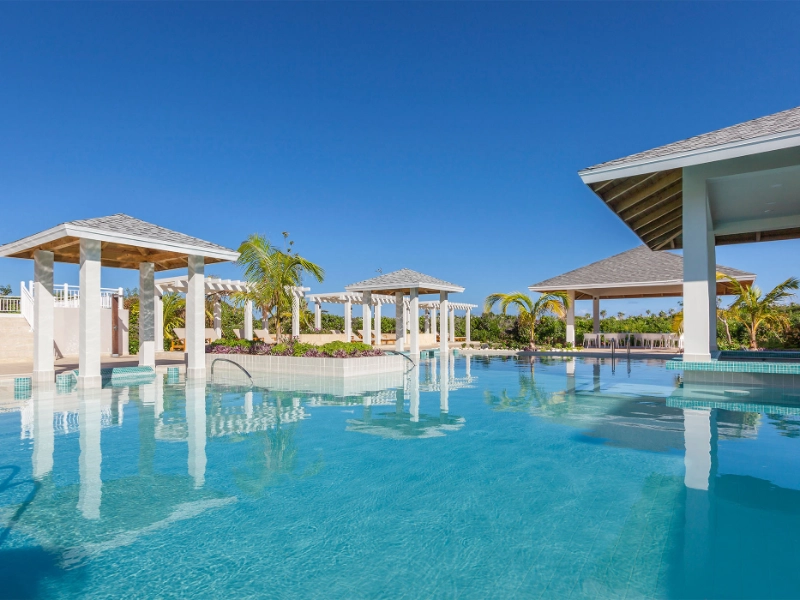 Pool Bar