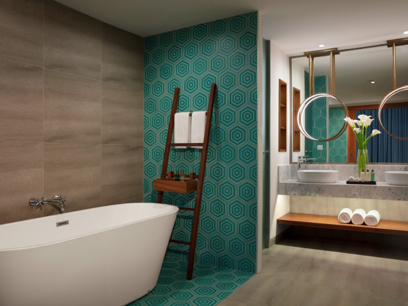 Preferred Club Two Bedroom Villa Master Bathroom