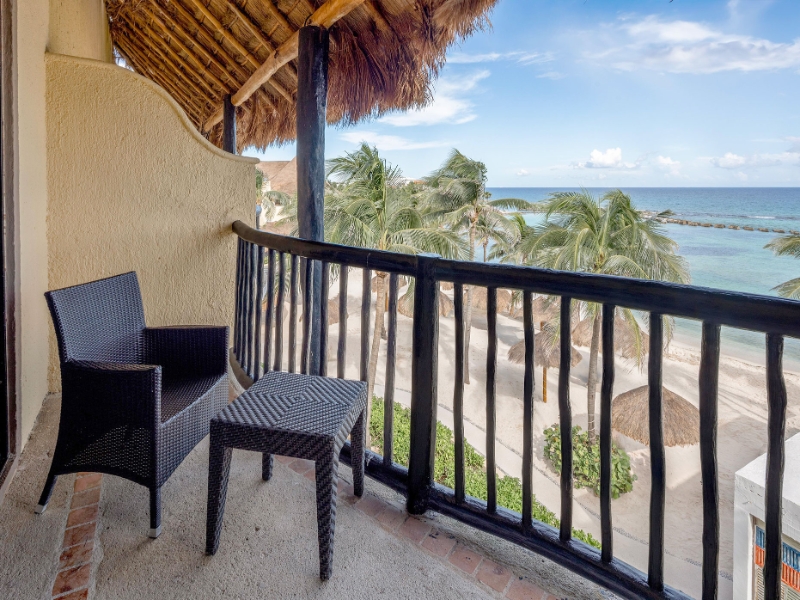 Premium Ocean Front Room