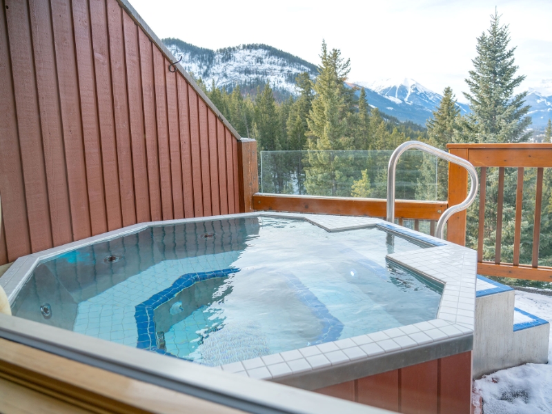 Premier King Condo Private Hot Tub