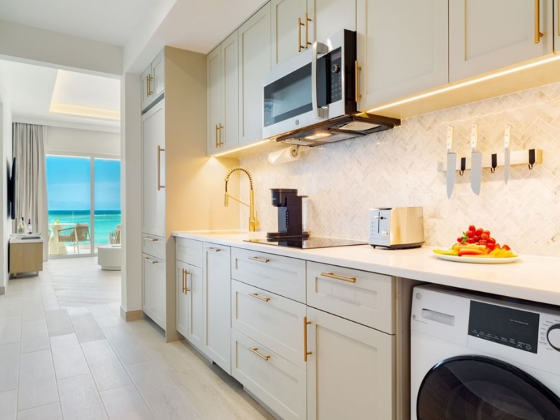 One Bedroom Beachfront